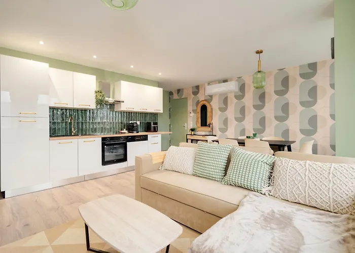 Vue Sur Le Palais - Gare Congres - Parking - T3 Apartamento