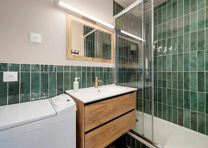 Vue Sur Le Palais - Gare Congres - Parking - T3 Apartamento *